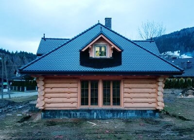 dom drewniany z bala okraglego